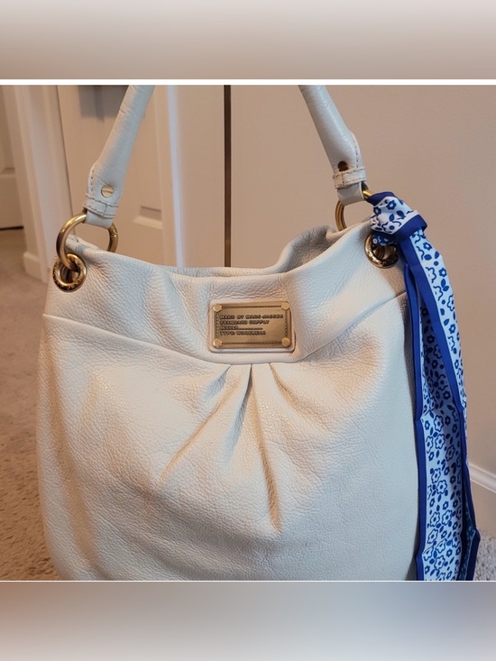 Marc By Marc Jacobs Ivory Pebbled Leather Hobo Bag w/  Gold Tone Hardware -  EUC